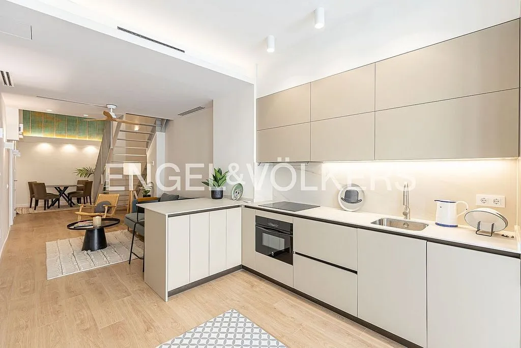 Cuisine - Contemporary Duplex with Balcony in Ciudad Jardín