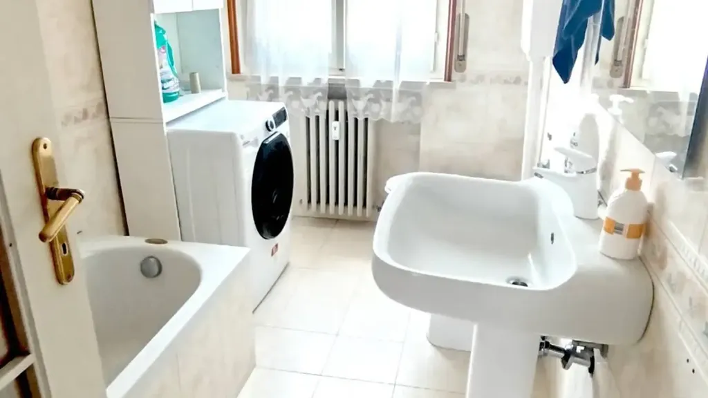 Salles de bain - Studio Apartment with Balcony in Parma