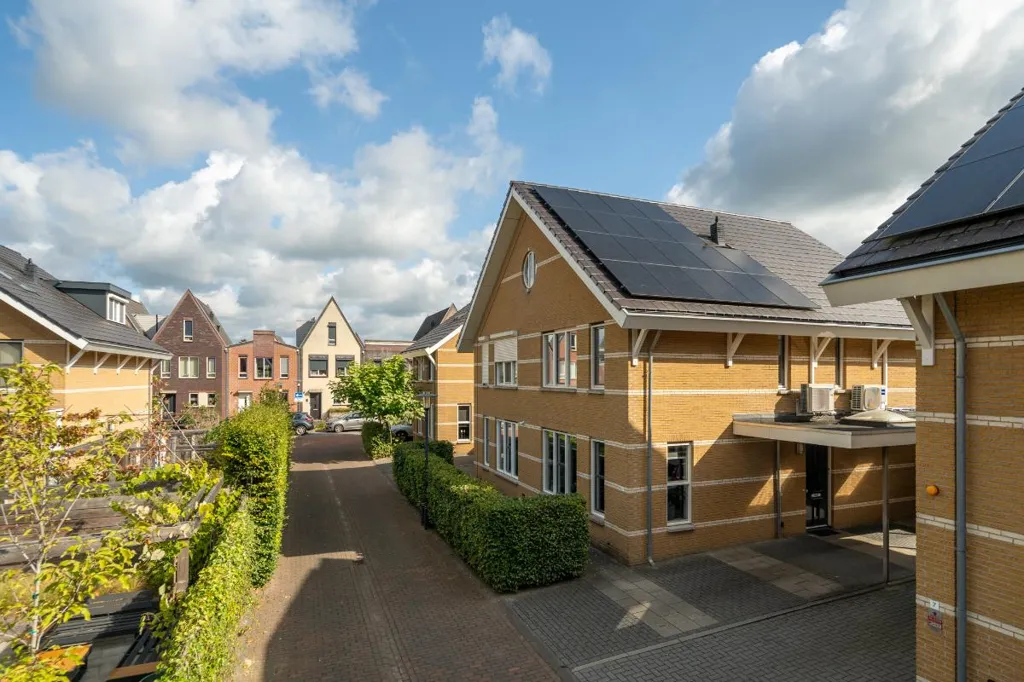 Välivaade - Estate-Ready House with Garden in Enschede