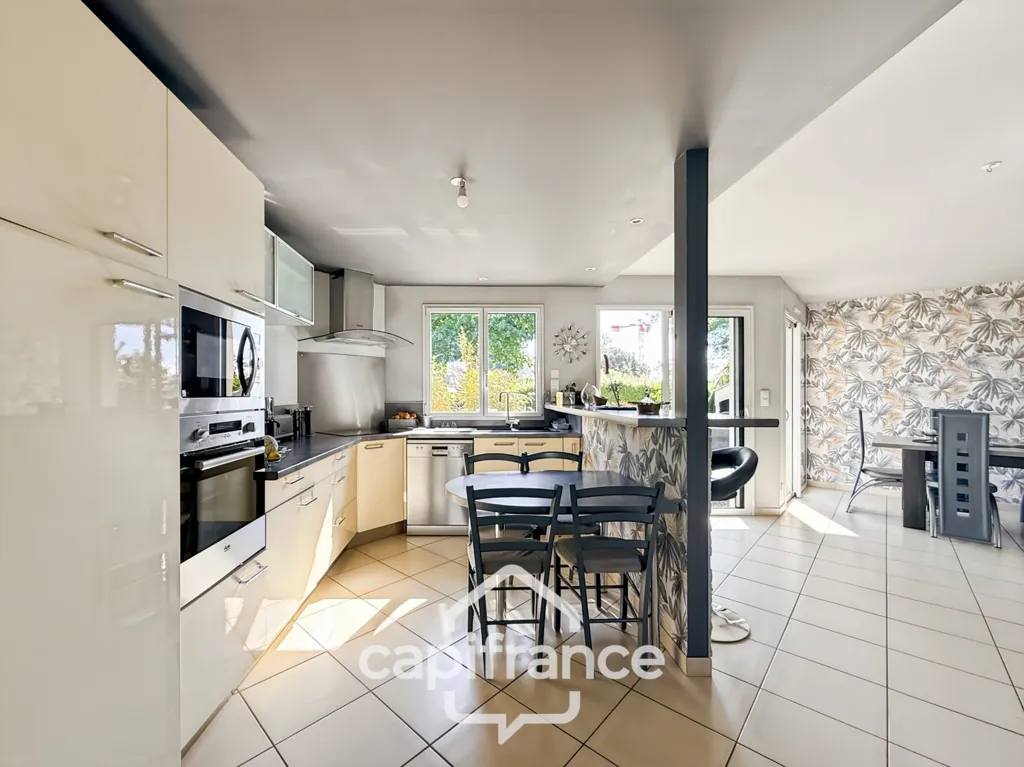 Cucina - Architectural House with Studio in Pontivy