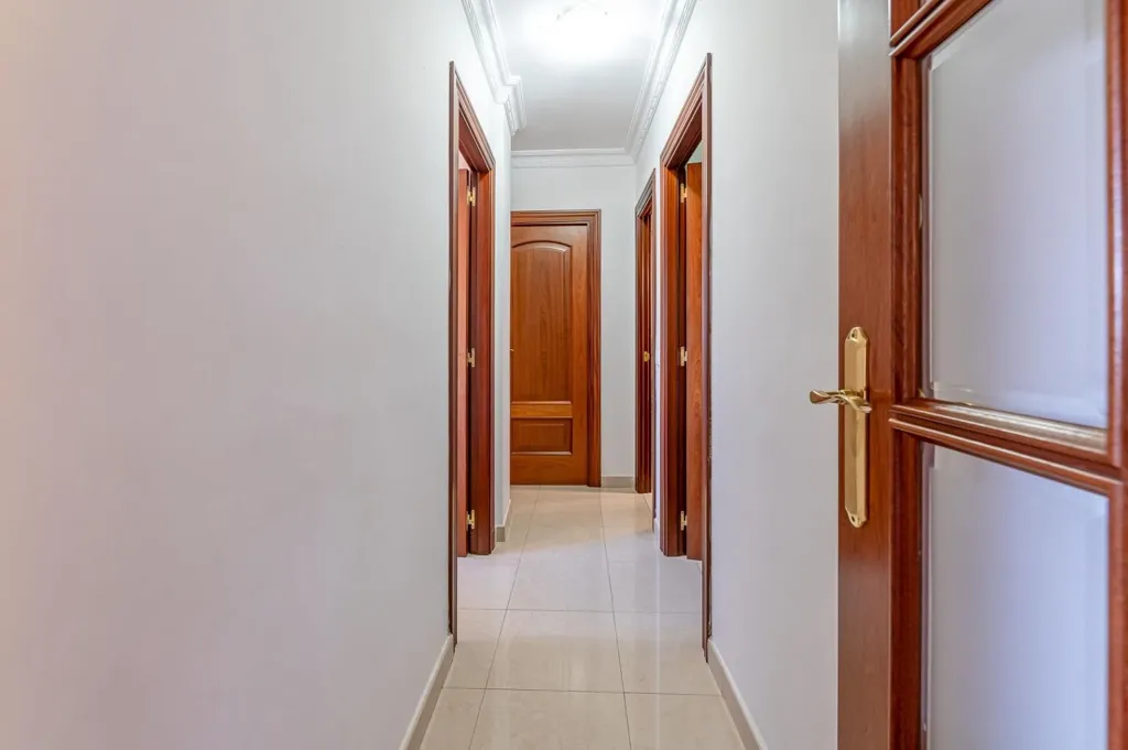 hallway_entrance