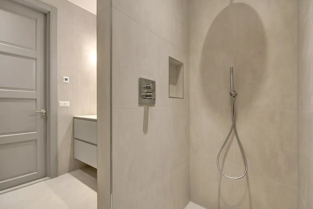 Salles de bain - Renovated Apartment with Terrace in Amsterdam