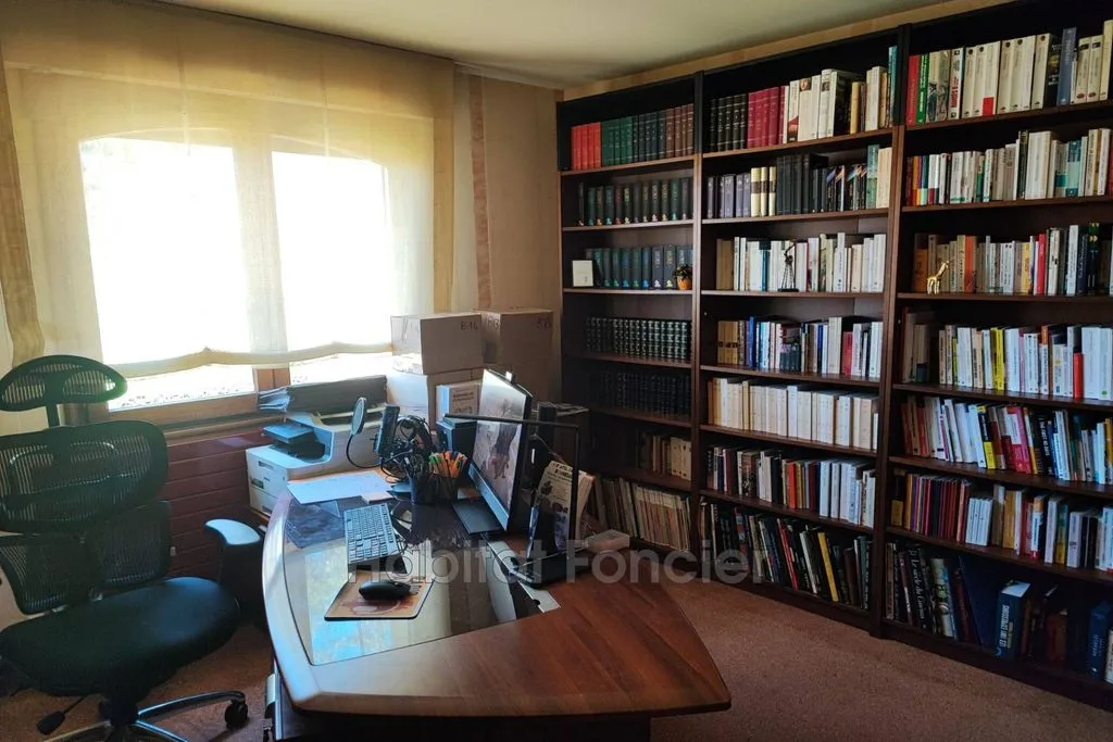 Office - South-Facing House with Pool in Saint-Cyprien