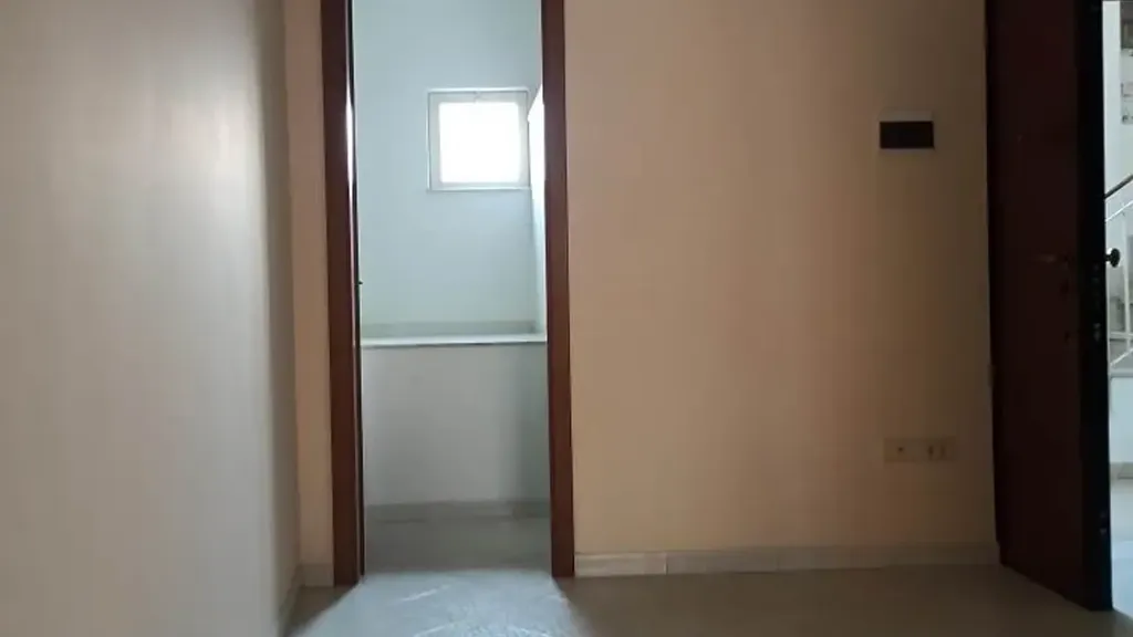 Entrée - Fully Renovated Apartment with Balcony in Messina