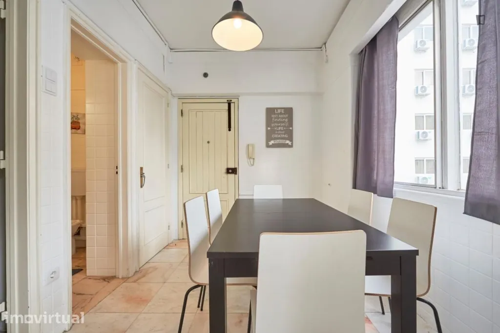 Dining Room - Student Room in Marquês de Pombal, Lisbon