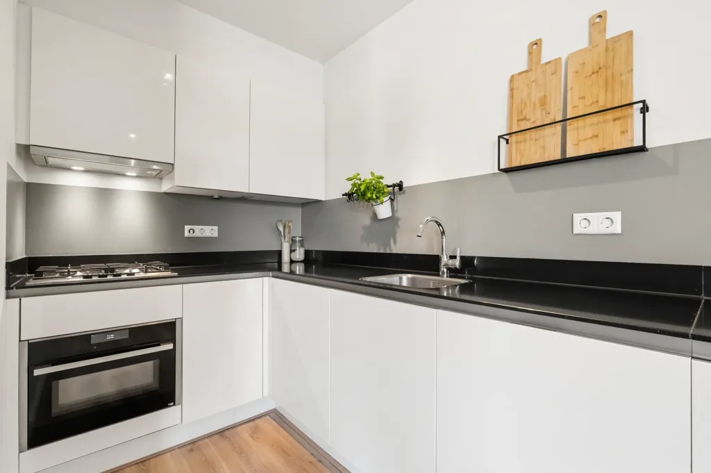 3-toaline korter asukohas Weesp