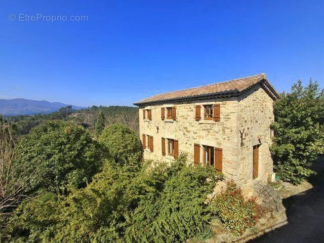 Vue aérienne - Maison avec Vue Dominante à Lablachère