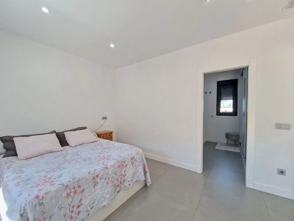 Magamistoad - Chalet with Pool in Toledo's Beato Area