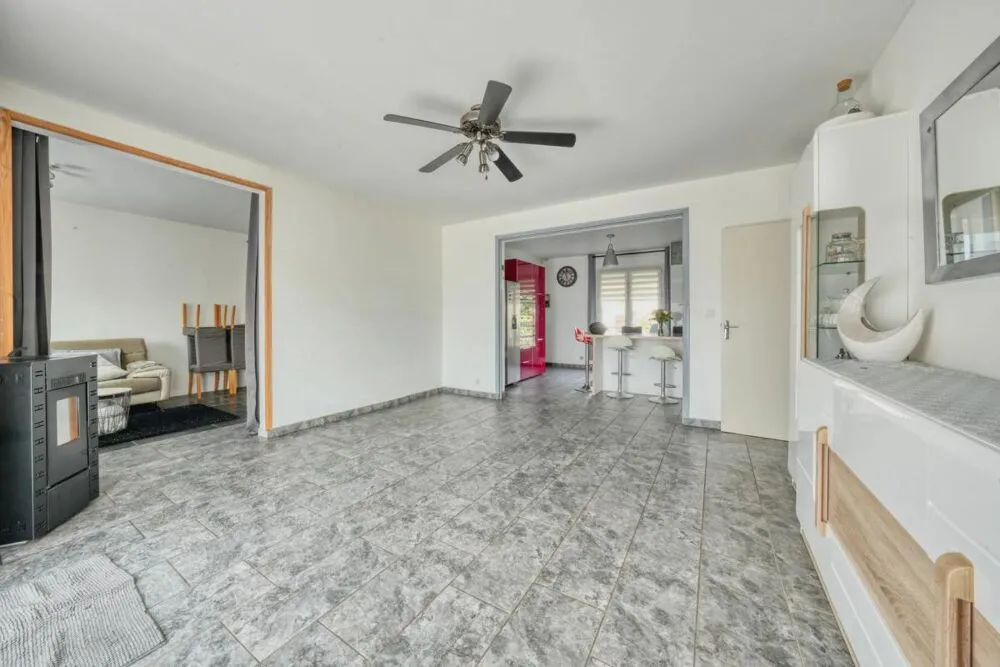 Séjour - Maison Rénovée avec Piscine à Narrosse