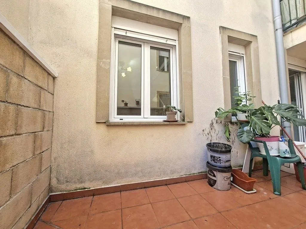 Aed - Spacious Apartment with Balconies in Central Location
