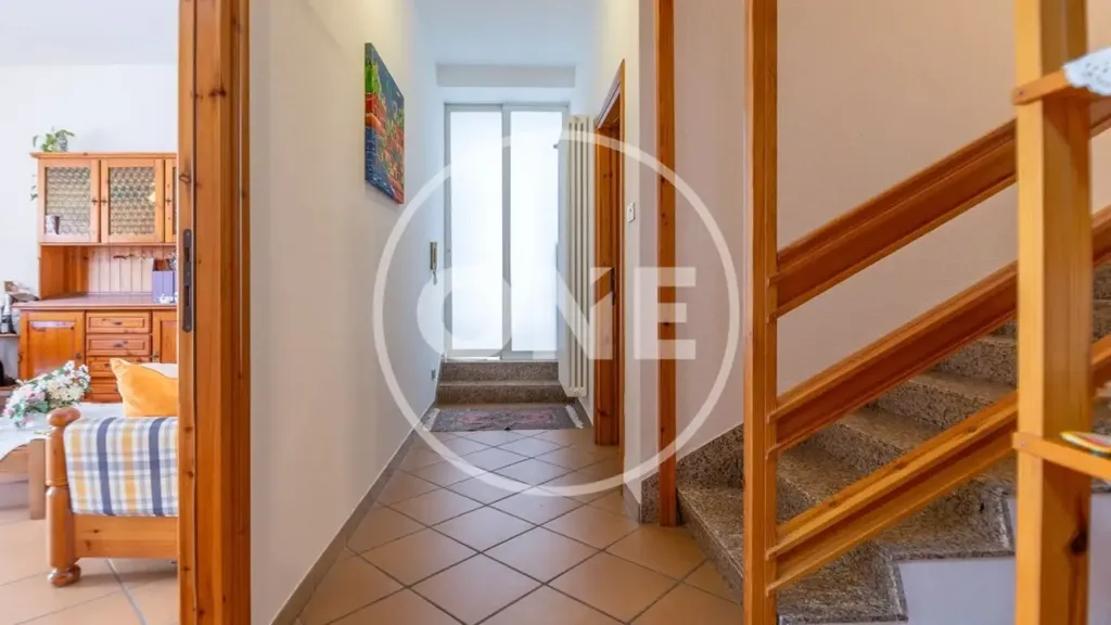 Esik - Rustic Villa with Private Garden in Filetto