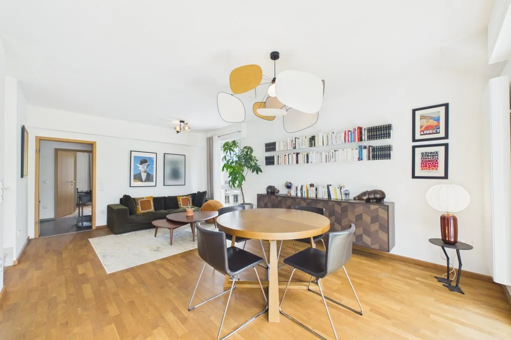 Séjour - Duplex 3 Chambres avec Balcon à Dudelange