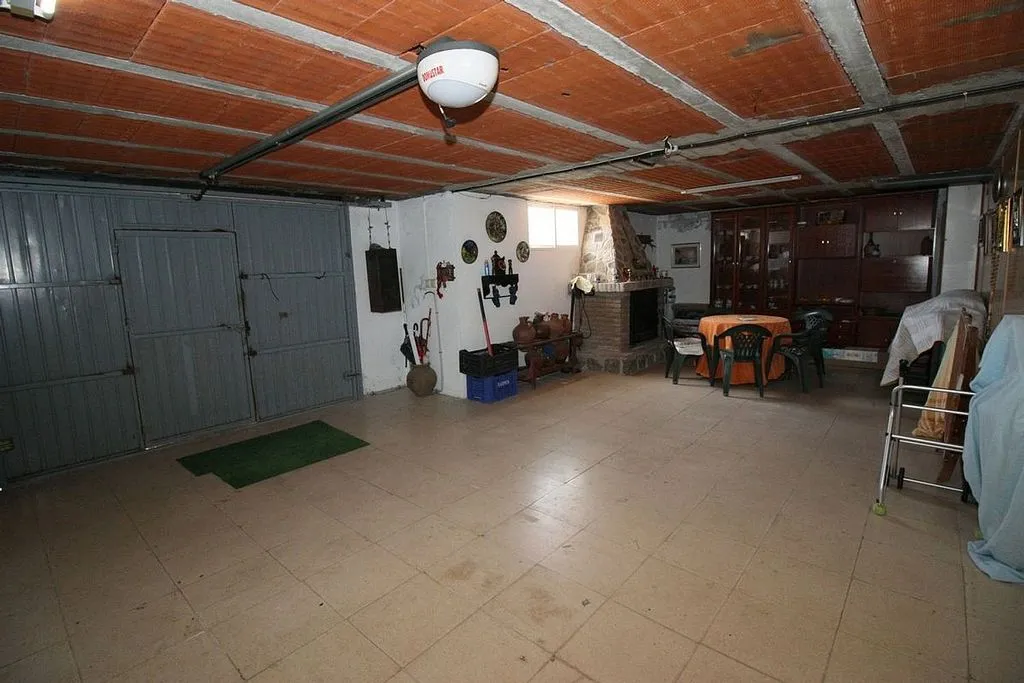 Garaaž - Chalet with Terrace in Mombeltrán