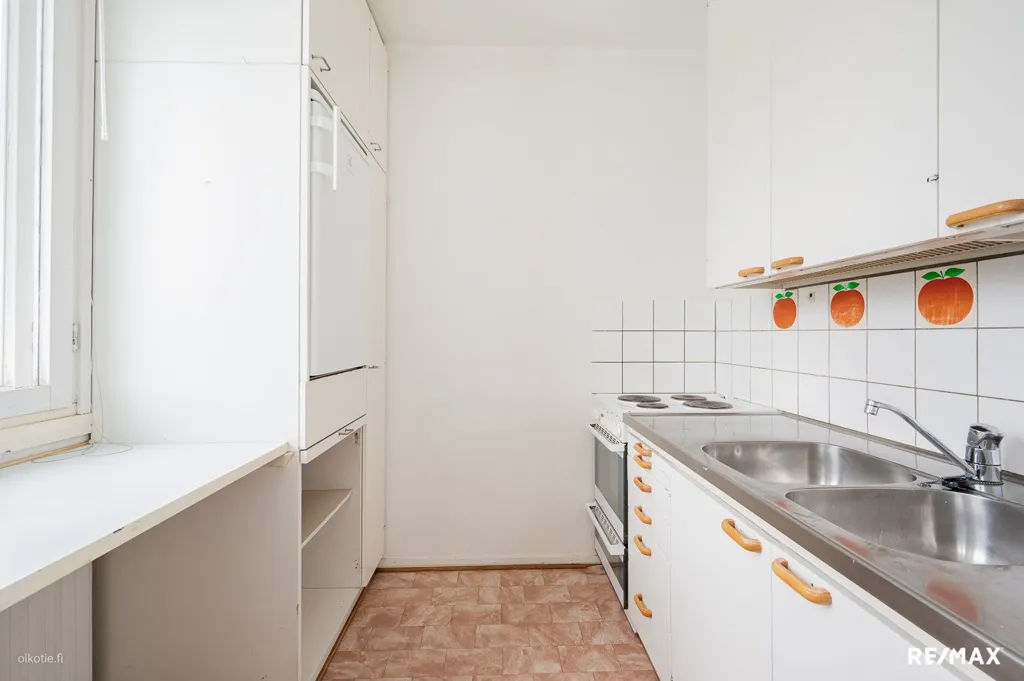 Cucina - Modern Studio Flat with Outdoor Access in Lahti