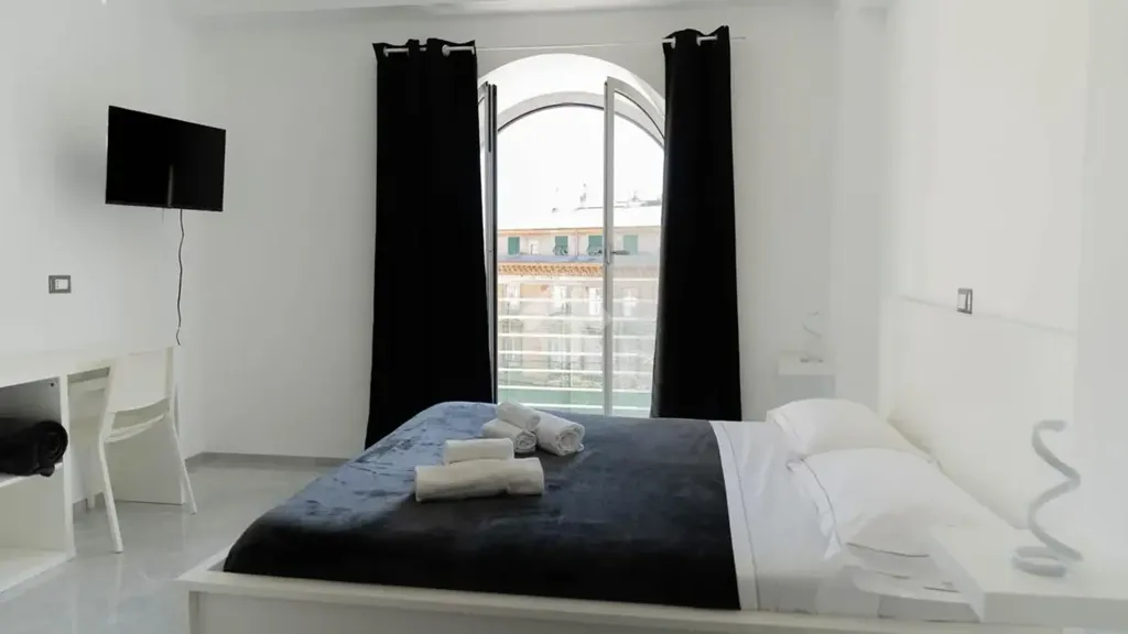 Chambres - Modernised Flat with Terrace in Genoa Centre