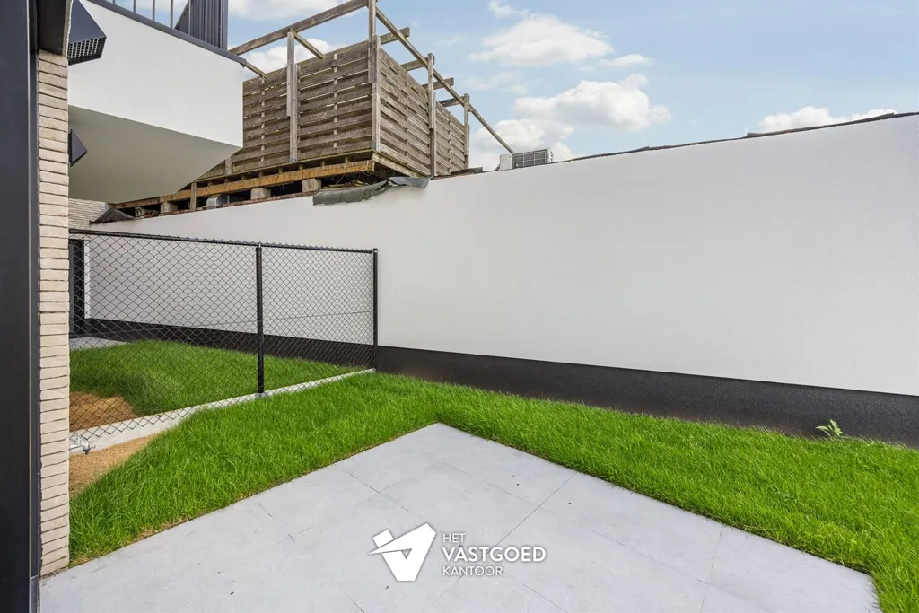 Giardino - Newly Built Apartment with Garden in Ham