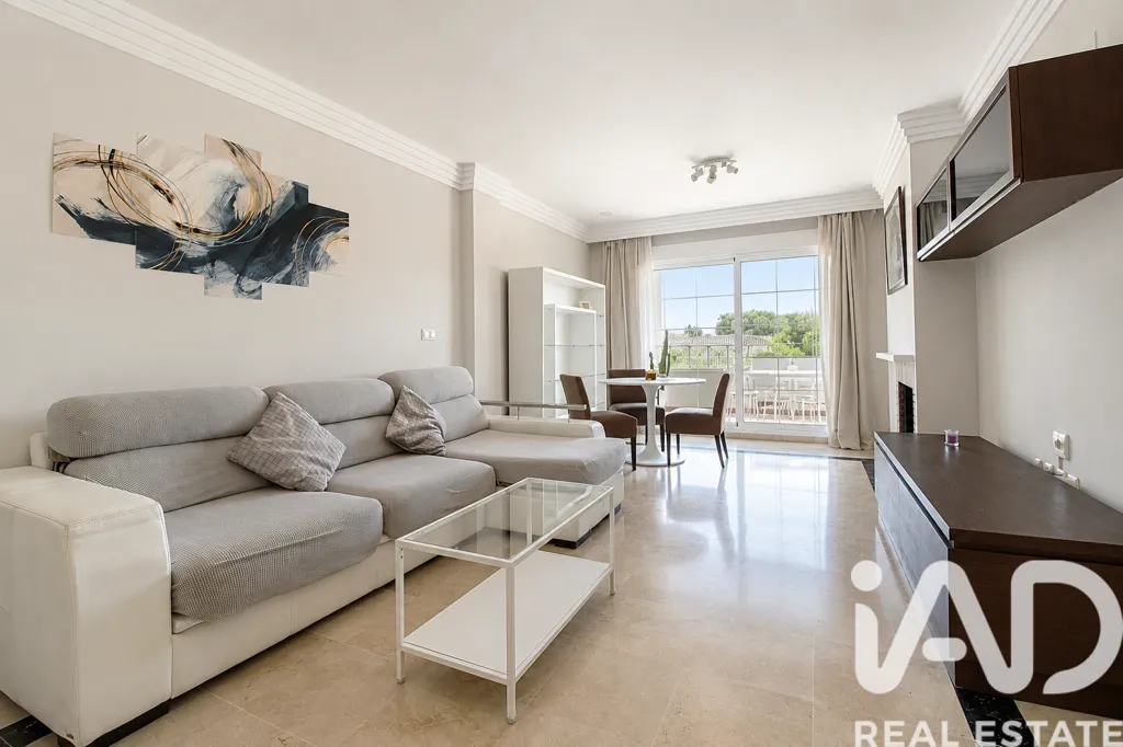 Séjour - 2-Bed Apartment with South Terrace in Río Real Golf, Marbella