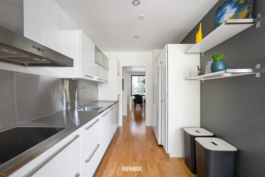 Köök - Spacious Apartment with Sauna in Ilmarinen, Lieto