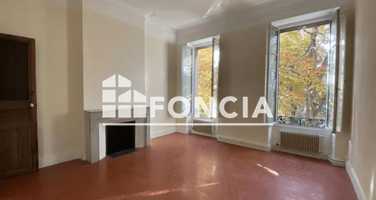 Séjour - Appartement de 5 Pièces avec Vue Parc à Aix-en-Provence