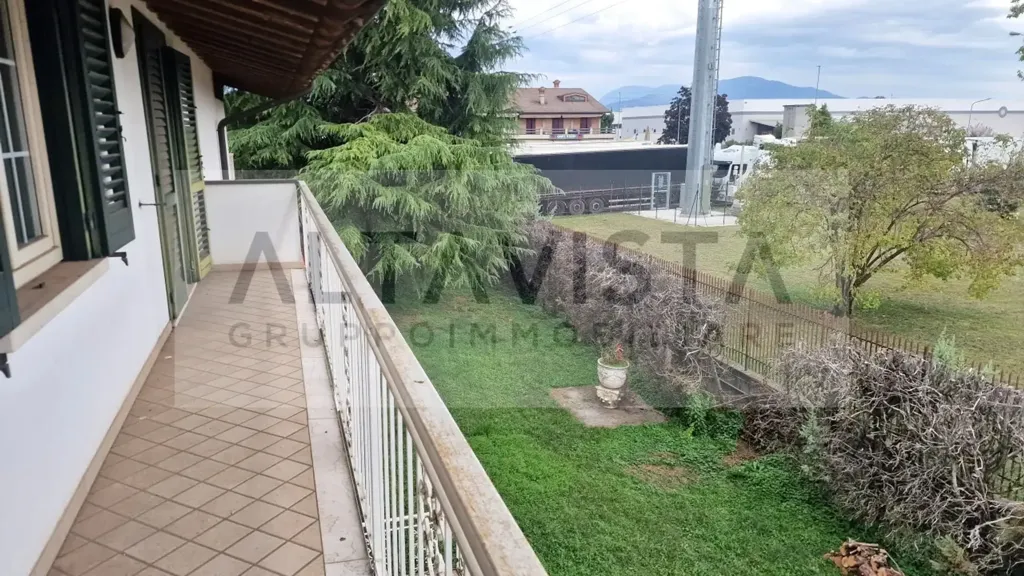 Giardino - Duplex Villa with Pool in Flero