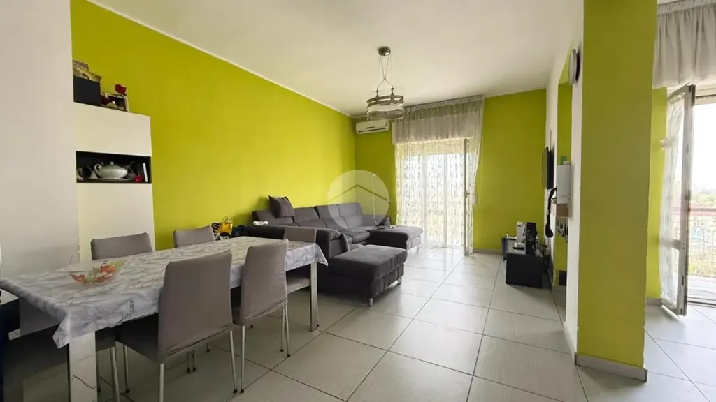 Söögituba - Bright Apartment with Balcony in Naples