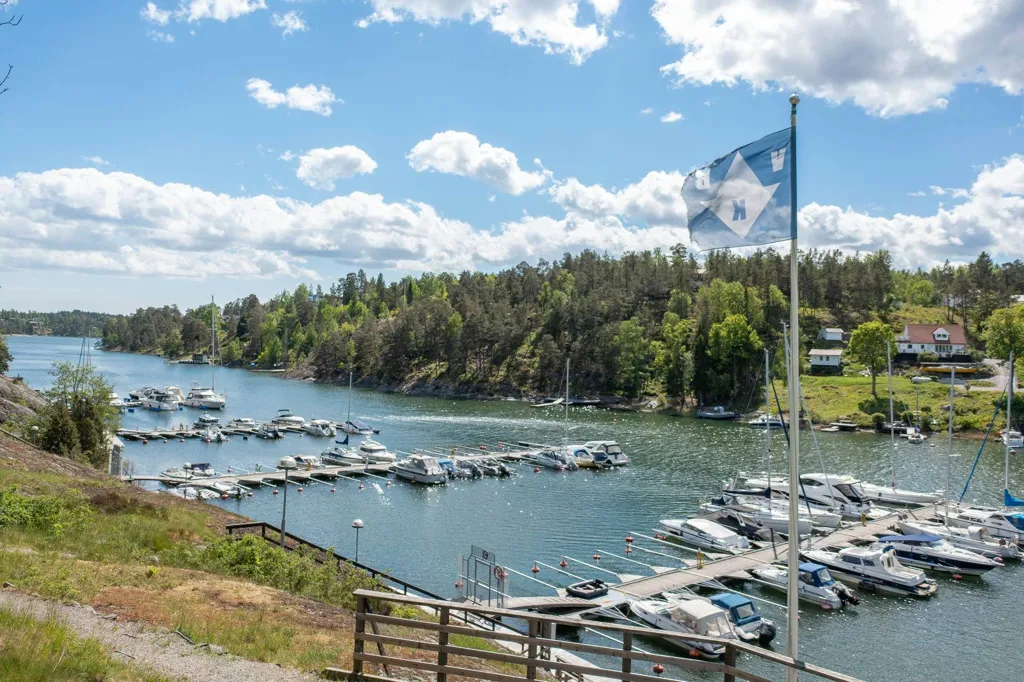 7-toaline maja asukohas Värmdö kommun