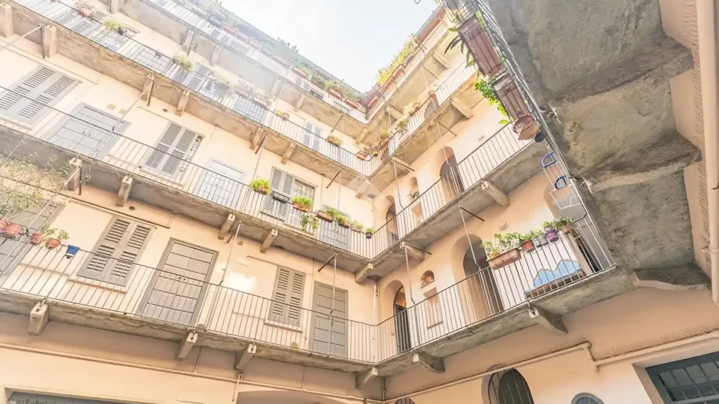 Aed - Spacious 2-Bedroom in Central Milan