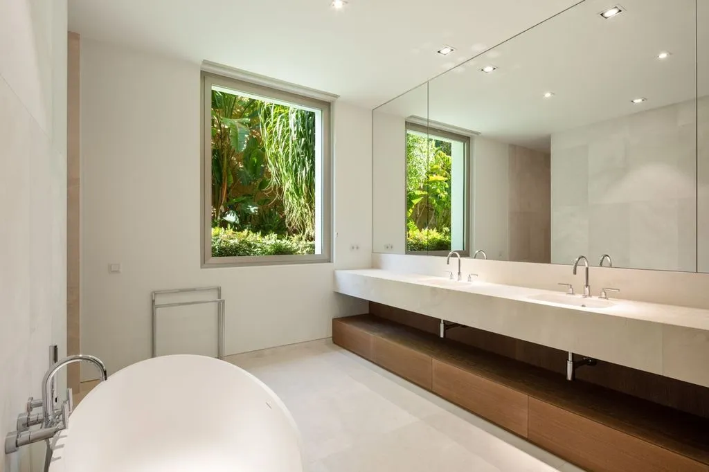 Vannitoad - Luxury Villa with Sea View in Casares