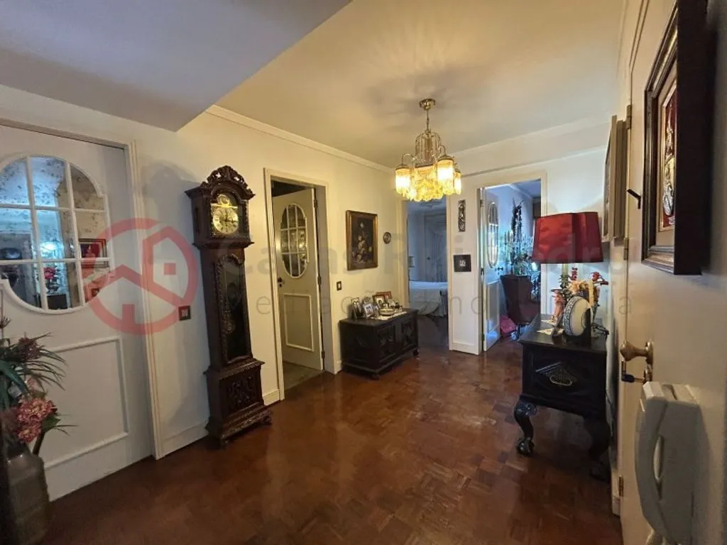 Esik - Luxury Apartment with River View in Almada
