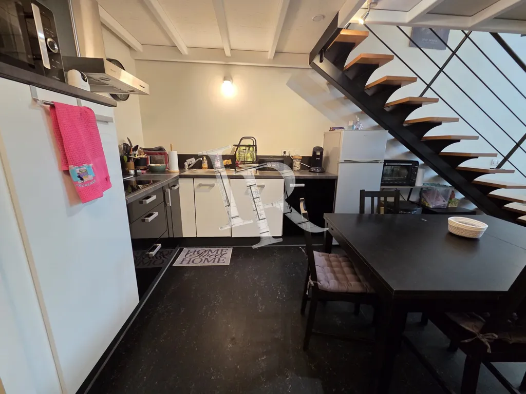 Köök - Contemporary Duplex with Ascender in Le Puy-En-Velay