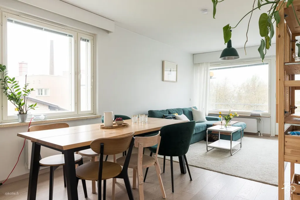Séjour - End-Unit Apartment with Balcony in Armonkallio, Tampere