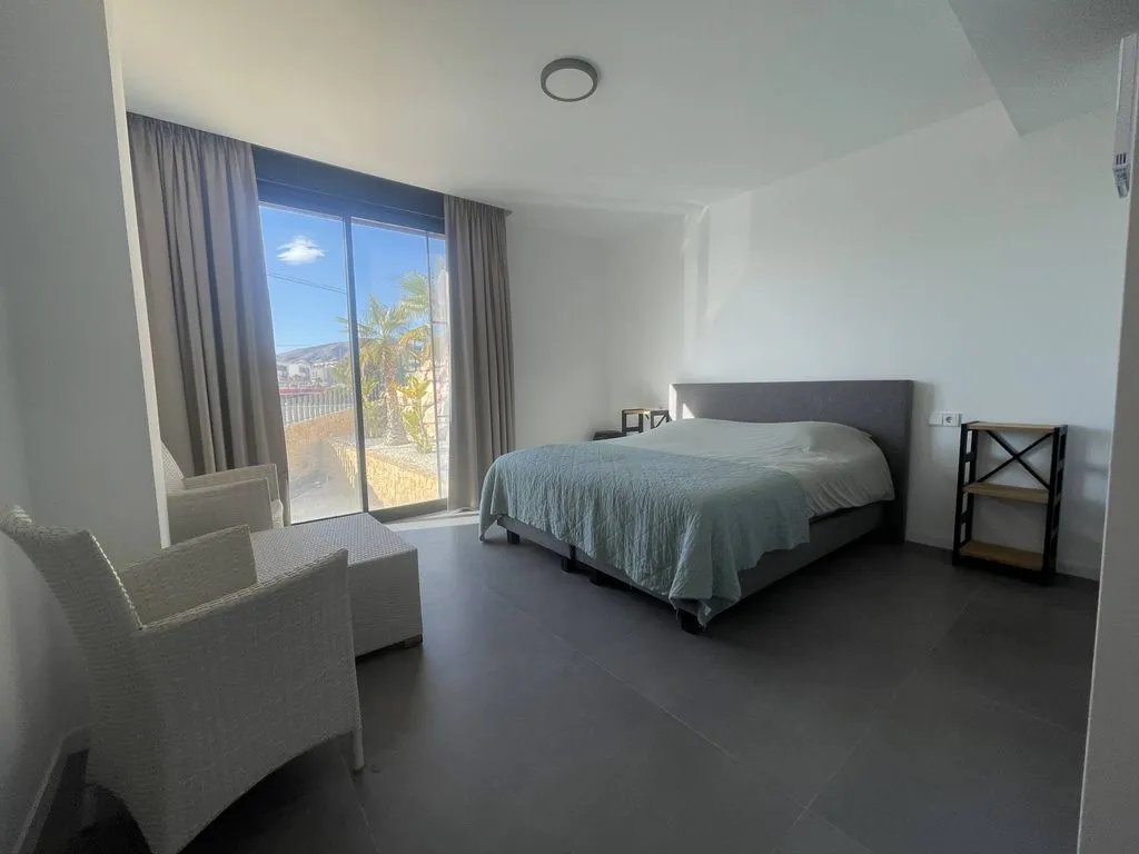 Chambres - Luxury Villa with Sea View in Finestrat