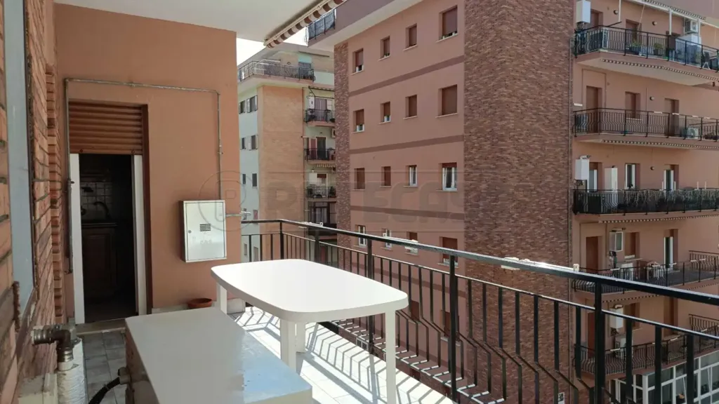 Balcon - Rear-Facing Apartment with Terrace in Ladispoli