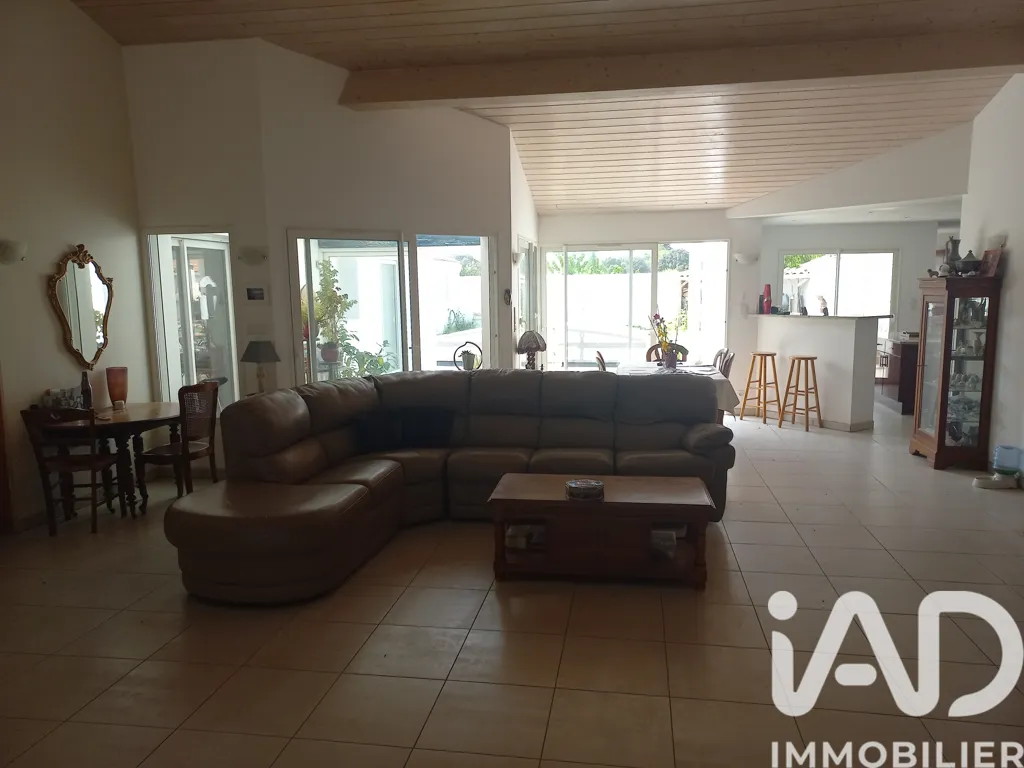 living_room