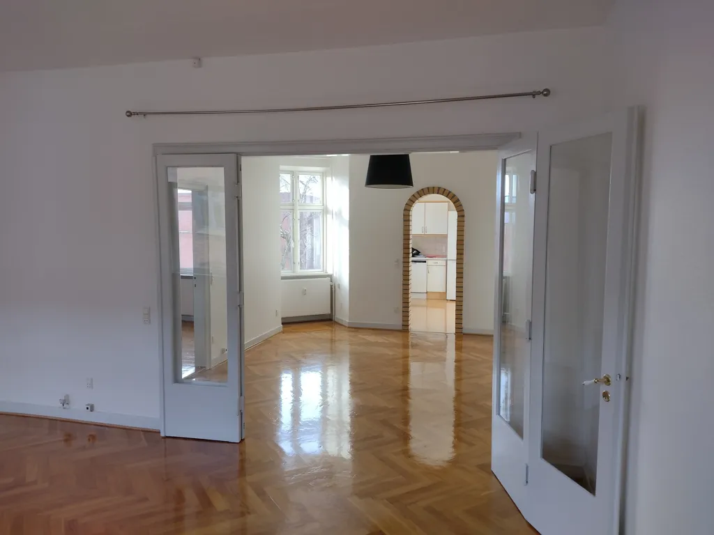 Elutuba - Spacious Renovated Penthouse in Odense C