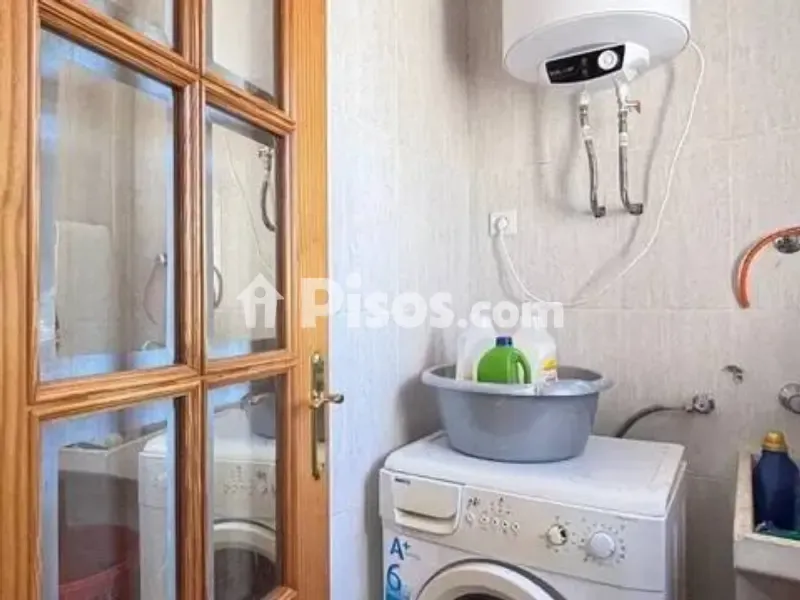 Buanderie - Semi-detached House with Pool in Loja