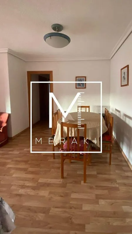 Söögituba - Apartment with Balcony Views in Centro-Carretas