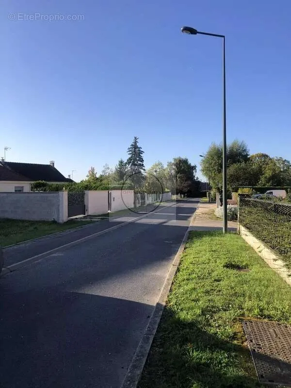 Välivaade - Constructible Plot near La Ferté Gaucher