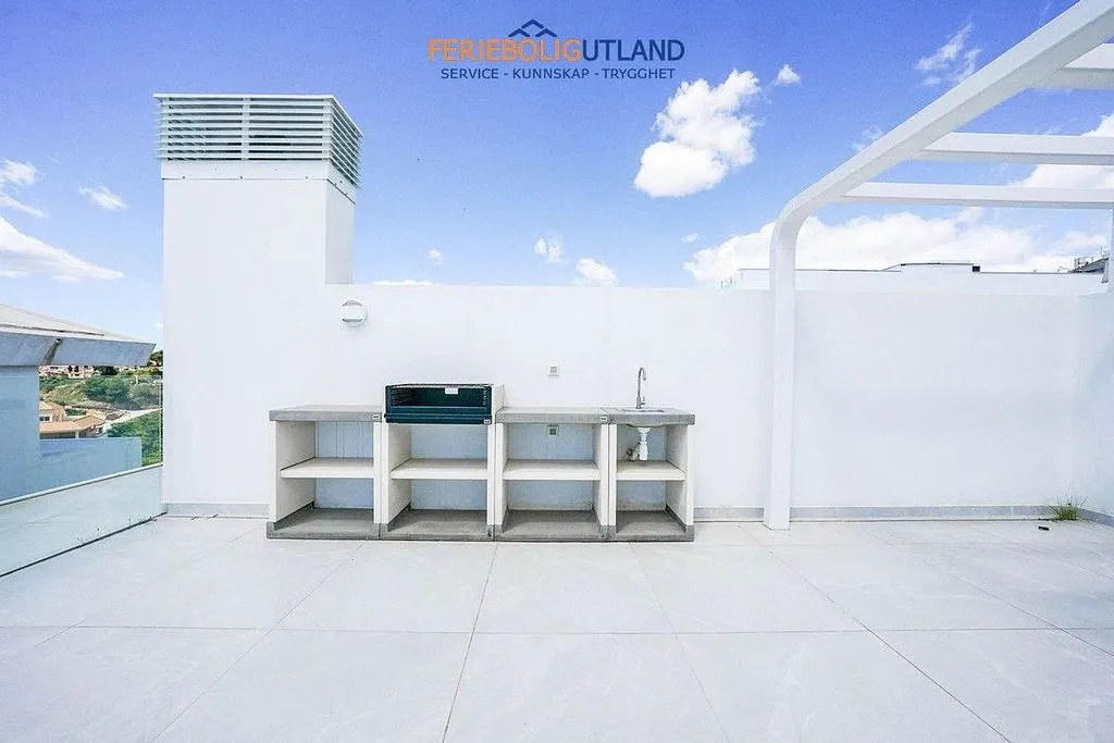 Terrass - Penthouse with Pool in Torreblanca del Sol