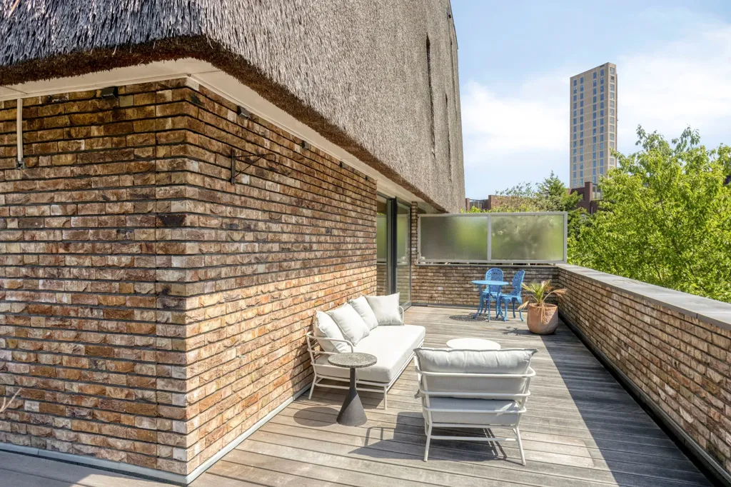 Terrasse - Semi-Detached House with Panoramic Views in Leiderdorp