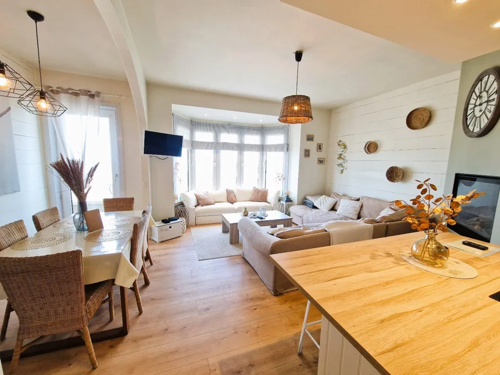 Kitchen - Apartment with Sea View on La Panne Digue