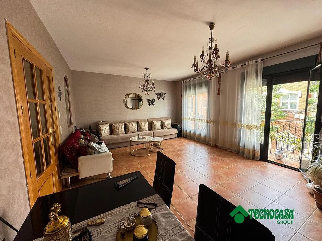 Séjour - Terraced House with Balcony in Torrijos