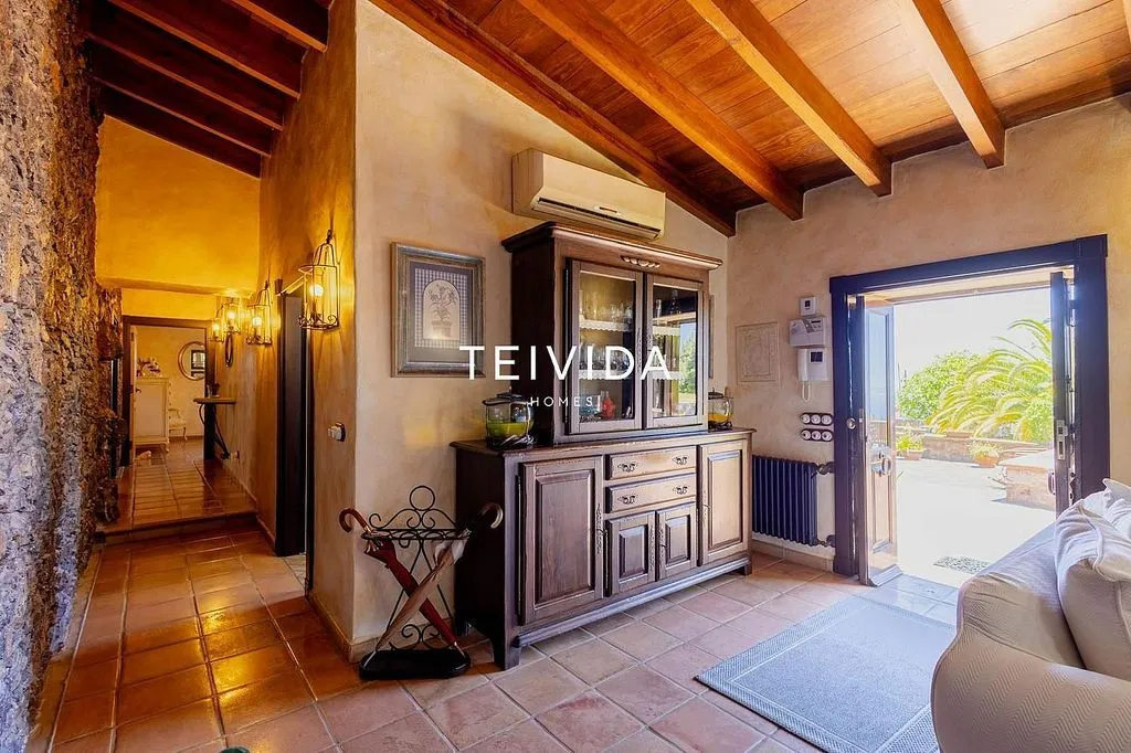 Living Room - Villa with Pool and Bodega in El Rosario