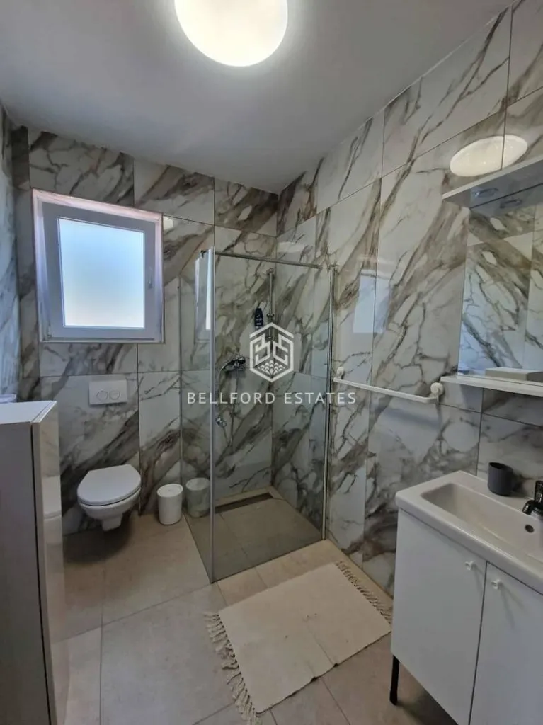 Vannitoad - 4-Bedroom Flat in Klimno, Krk