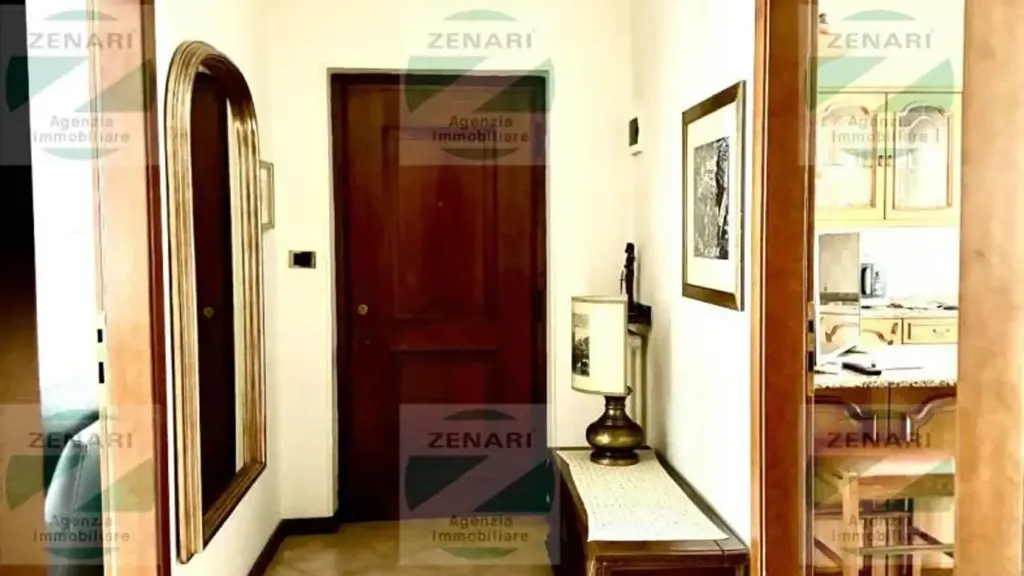 Ingresso - Apartment with Balconies in Central Mezzolombardo