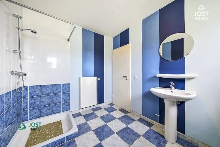 House with Development Potential in Wolkrange