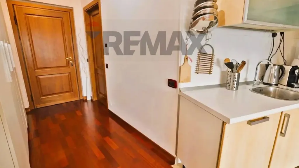 Cuisine - Apartment with Balcony in Baranzate