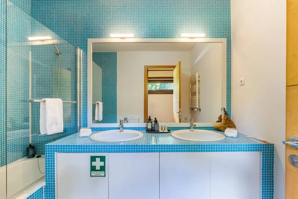 Salles de bain - Luxury Detached House with Extensive Land in Baião