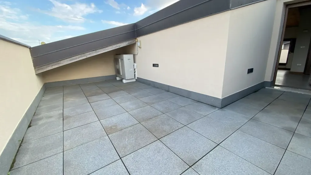 Terrasse - Triplex in Villa with Terraces in Treviolo
