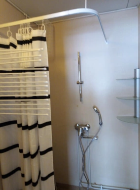 Salles de bain - End-Unit Apartment with Garden Access in Kyynärö